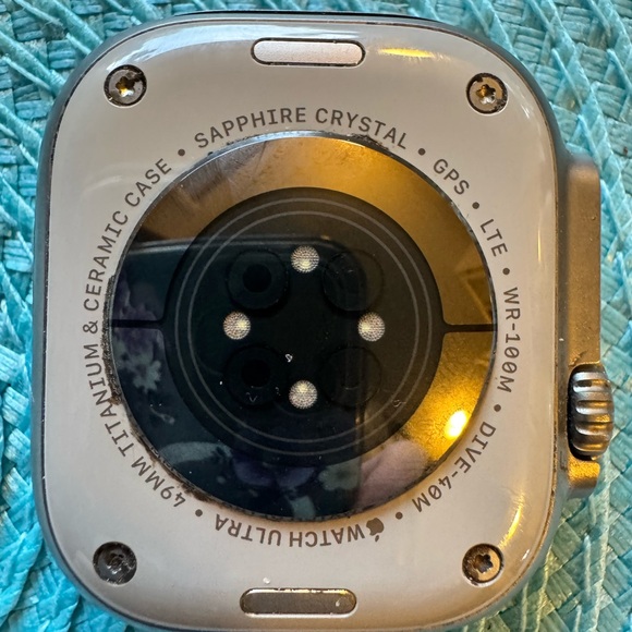 Apple Watch  Ultra 2 GPS Titanium case smart watch - Picture 9 of 16